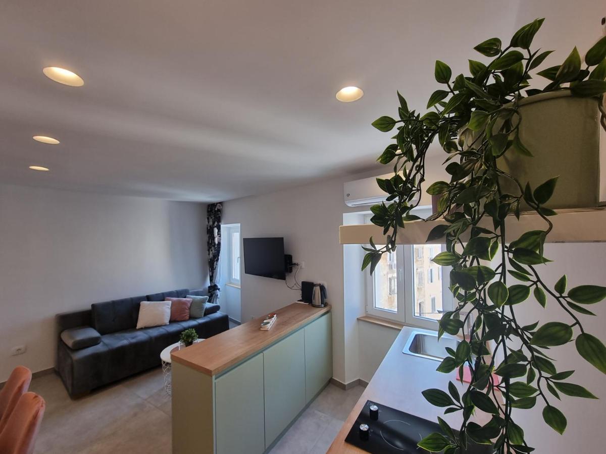 As Deluxe Apartments Піран Екстер'єр фото